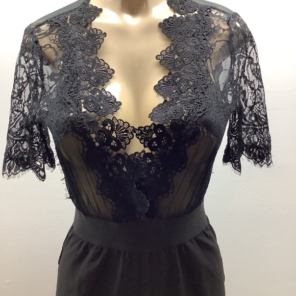 Goodtime Size Large Elegant Black Lace Jumpsuit. Preloved - Picture 4 of 9